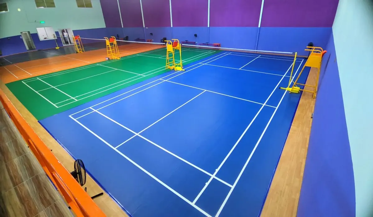 Pembangunan Lapangan Badminton